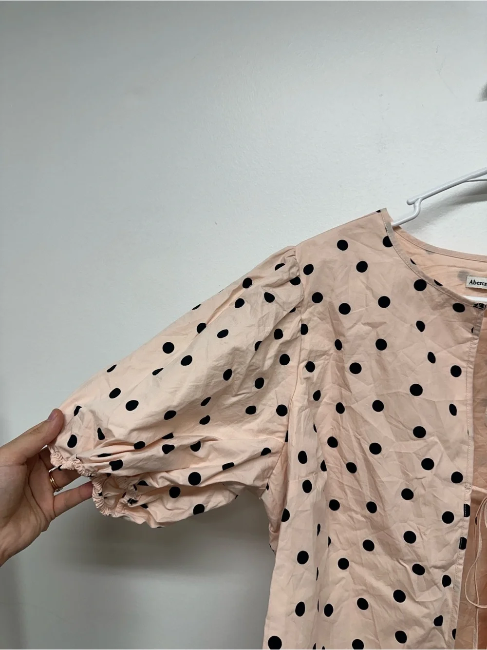 Abercrombie & Fitch Puff-Sleeve Tie-Front Polka Dot Blouse - Pink